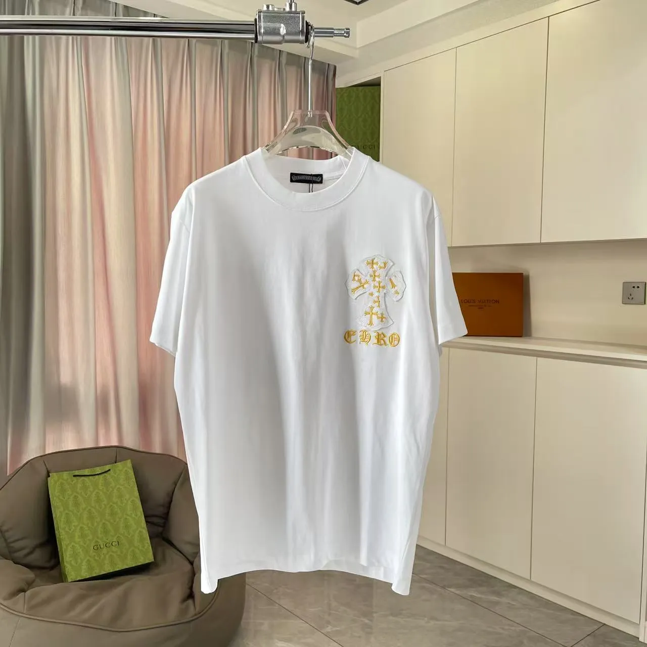 🅿️200 ch Cro* 2025 spring and summer new style Sanskrit horseshoe cross laser patch embroidery short-sleeved t-shirt custom fabric 300g same style for men and women Size: S M L XL XXL Five codes Color: black white